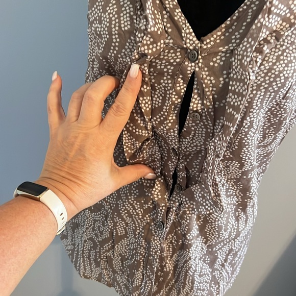 Ruffle collar and front sleeveless top. Cotton - Picture 3 of 7